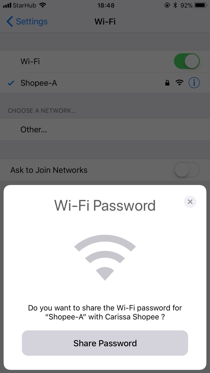 Как поделиться паролем от wifi на iphone. Помощь вай фай в айфоне. Wi-Fi passwords Apple. Как поделиться паролем от вай фай на айфоне. Как без ввода пароля вай фай айфон.