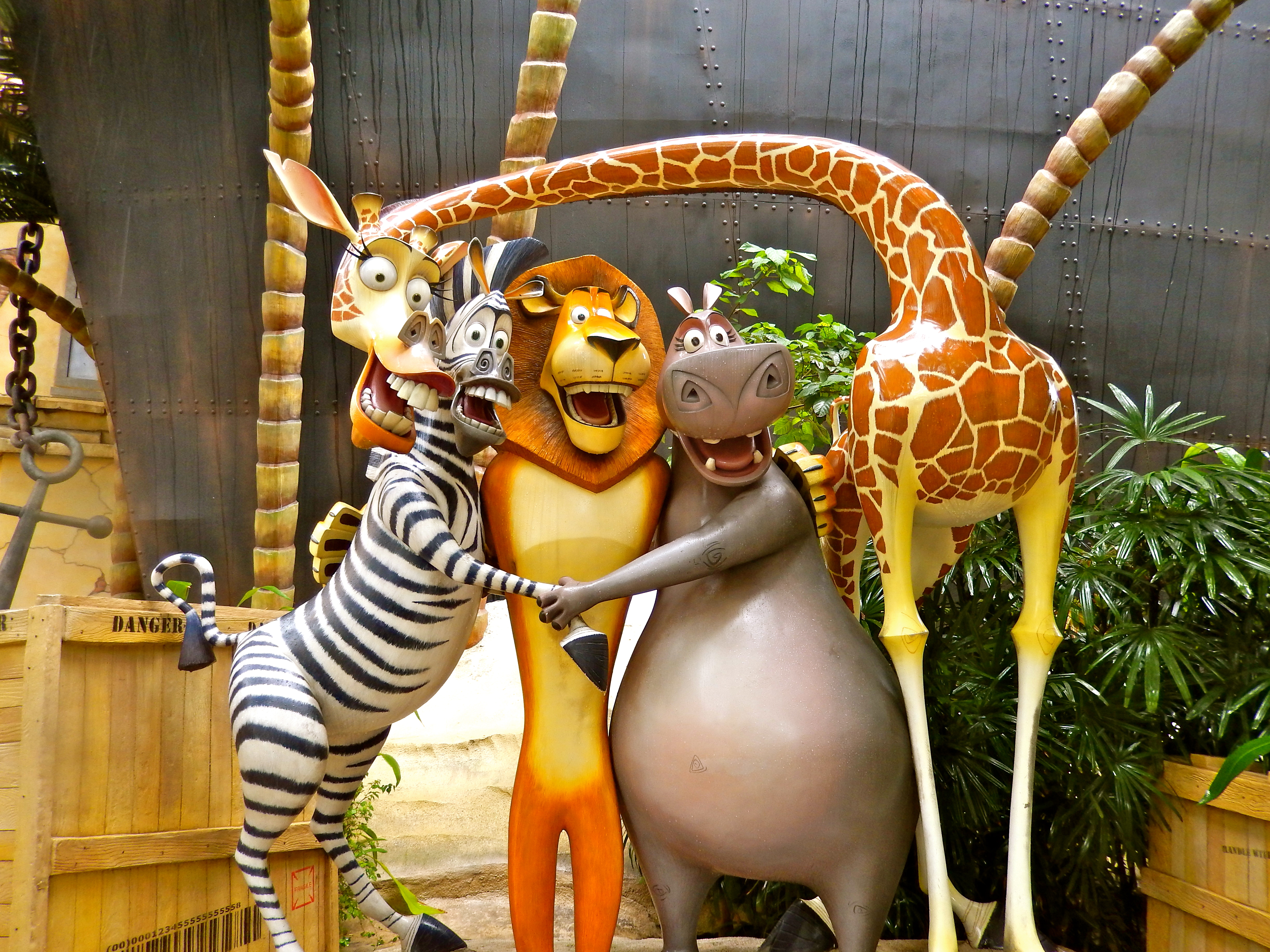 Madagascar cast USS