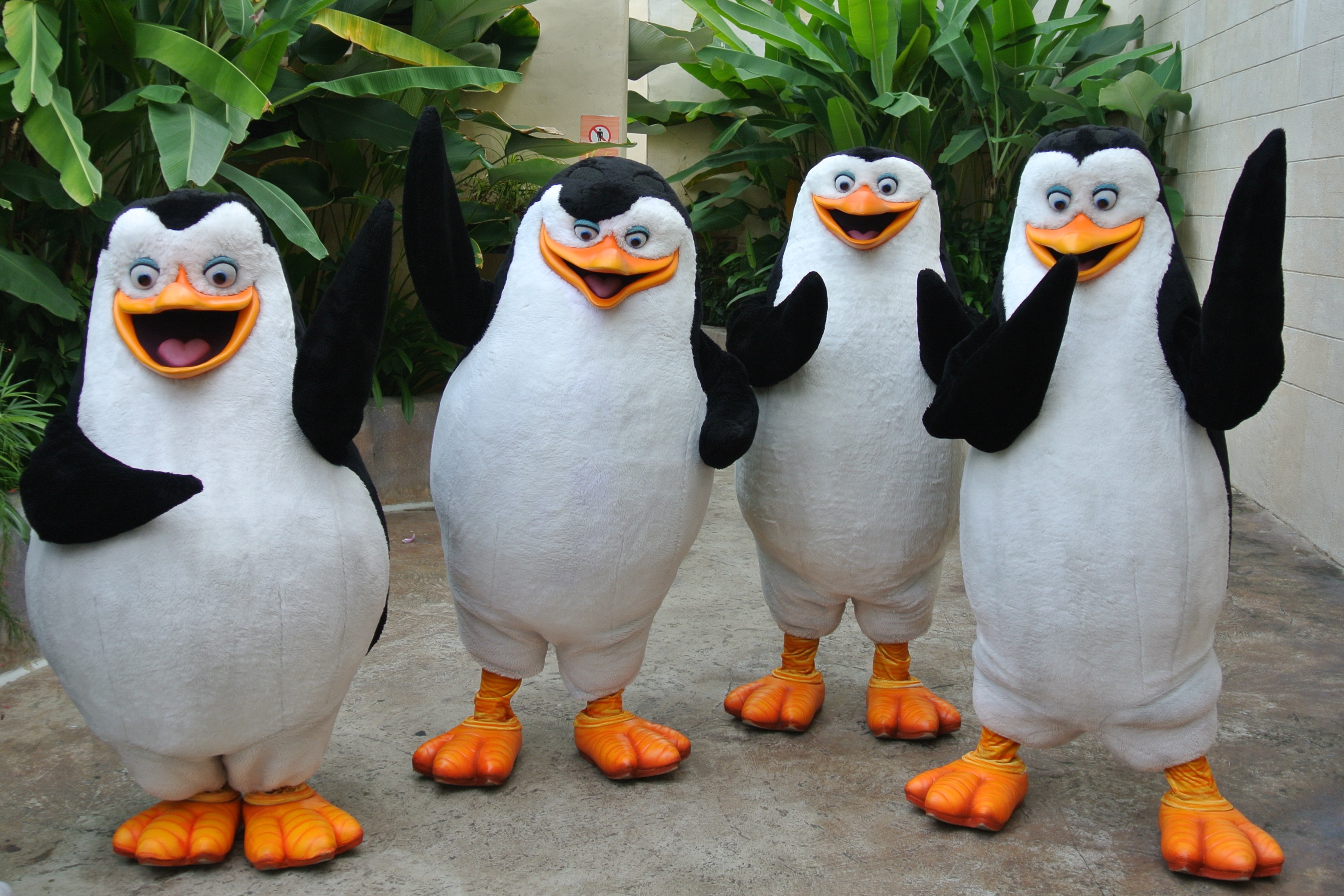 penguins madagascar uss