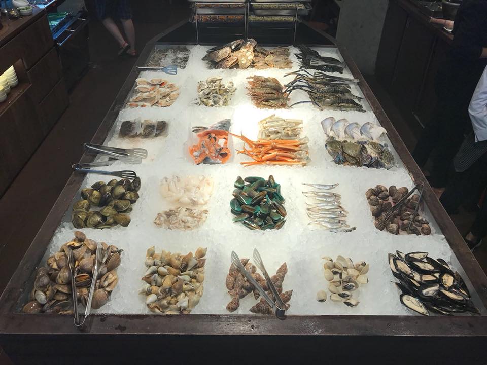 The Thai Tanic Seafood buffet singapore