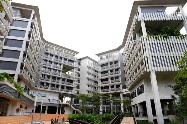crespion halls - crescent and pioneer halls 