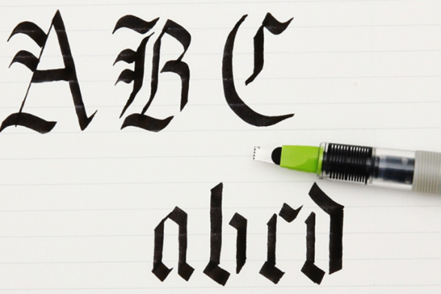 modern calligraphy parallel pen font design