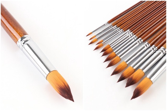 modern calligraphy pointed tip brush