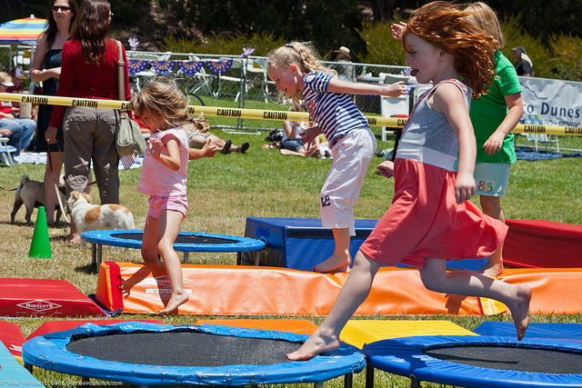 trampoline fun kids birthday party ideas