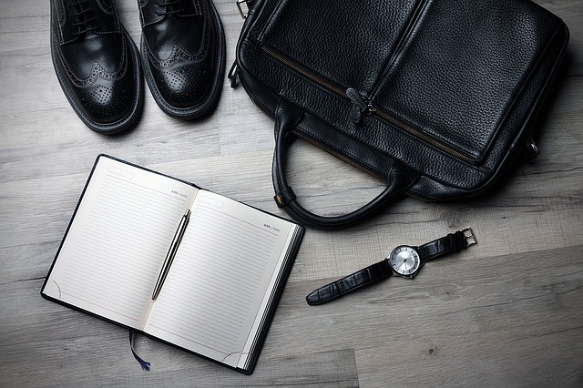 briefcase notebook work christmas gift idea