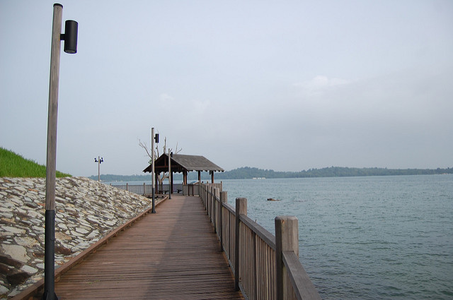 cycling singapore changi beach park boardwalk