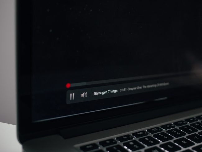 screen monitor laptop resolution netflix hack singapore