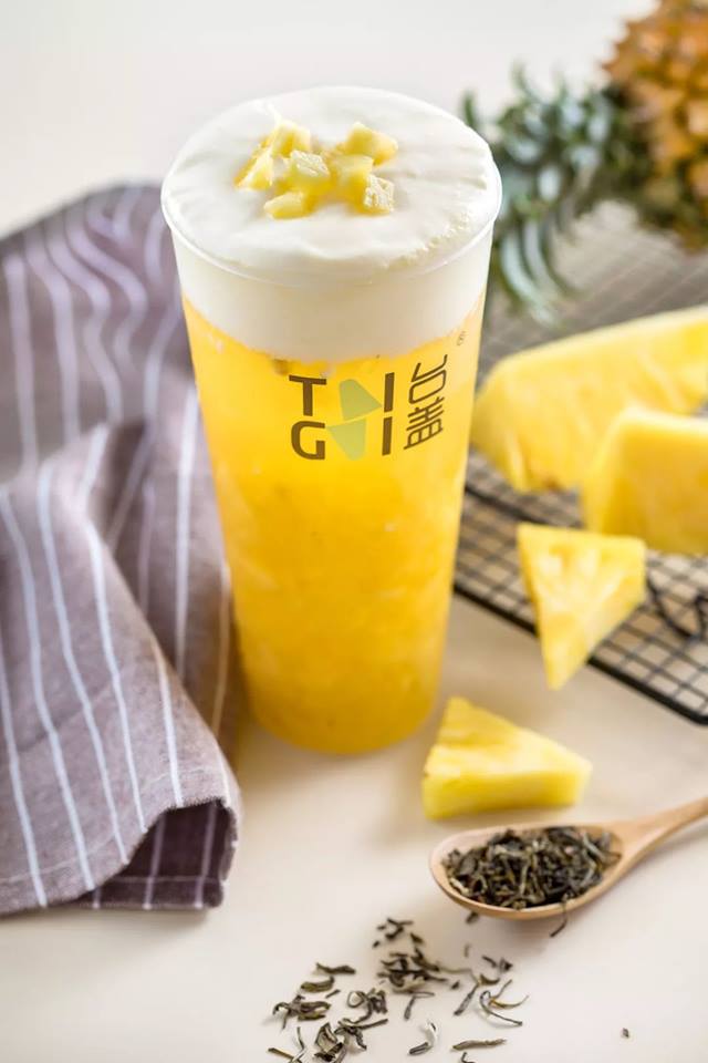 taigai pineapple kiss cheese tea in Singapore