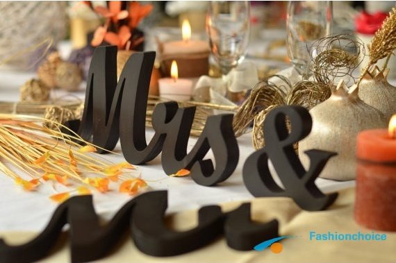 mr mrs wooden letters centerpiece wedding