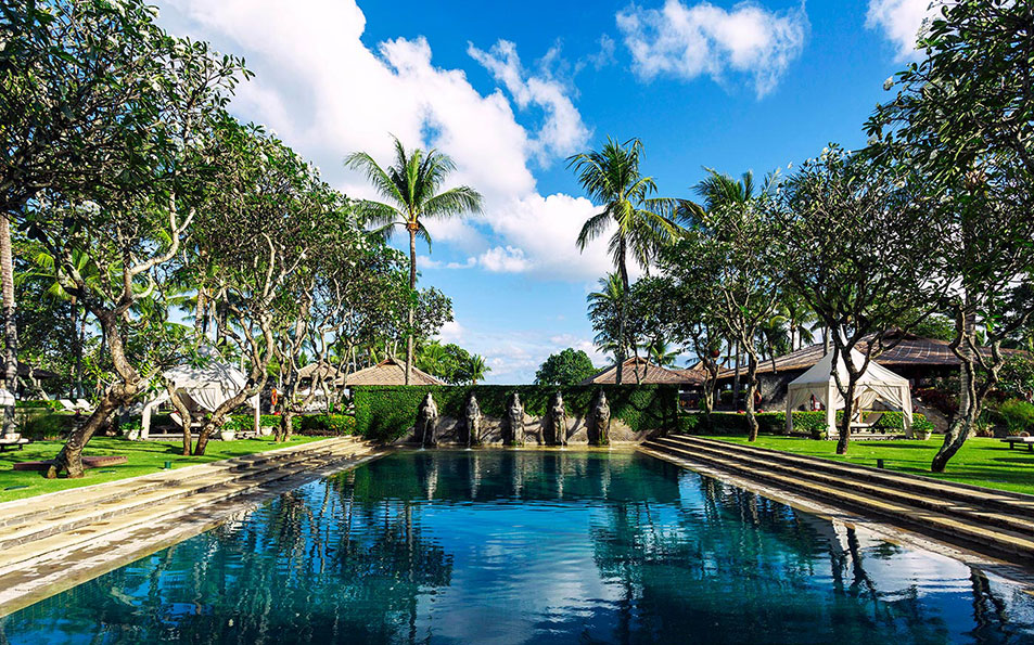 balinese bath pool intercontinental babymoon destinations asia