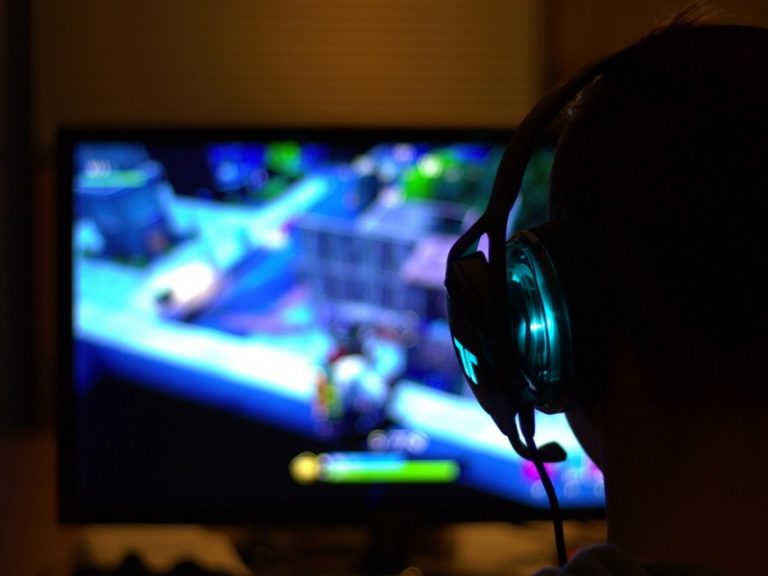 best gaming headsets computer screen
