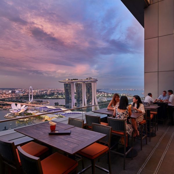 romantic restaurants singapore level33 microbrewery