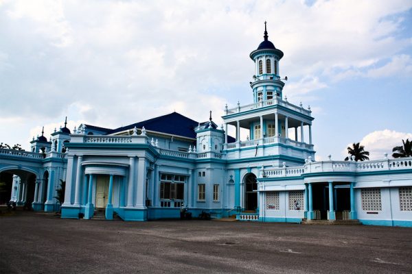 muar mosque malaysia road trip from singapore