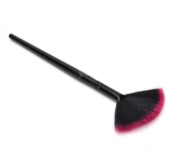 types of makeup brushes black pink fan brush highlighter