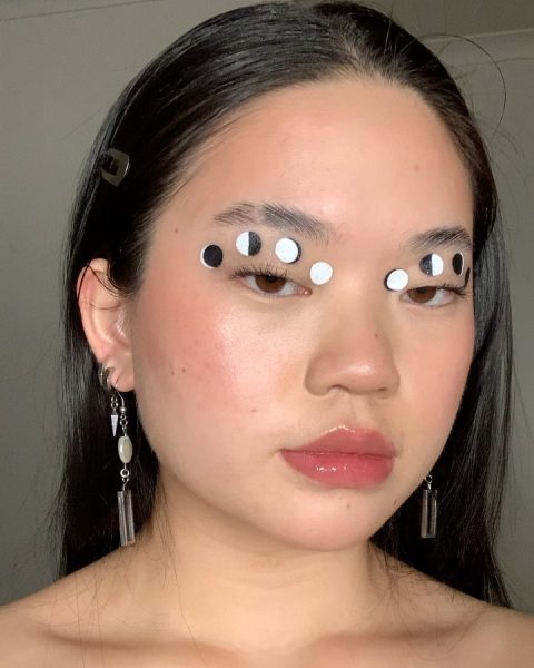 how to draw graphic eyeliner moon phase trippy makeup asian monolids