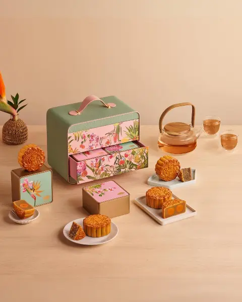 Mandarin Oriental Singapore best mooncake box 