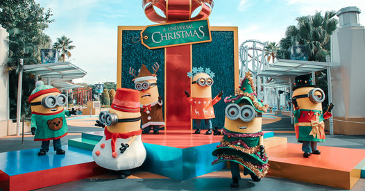 universal christmas uss universal studios singapore theme park for kids