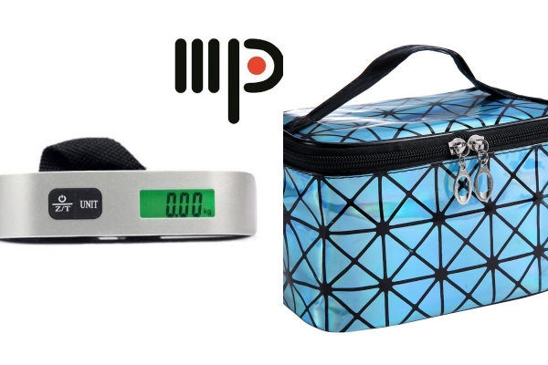 electric luggage scale and toiletries bag