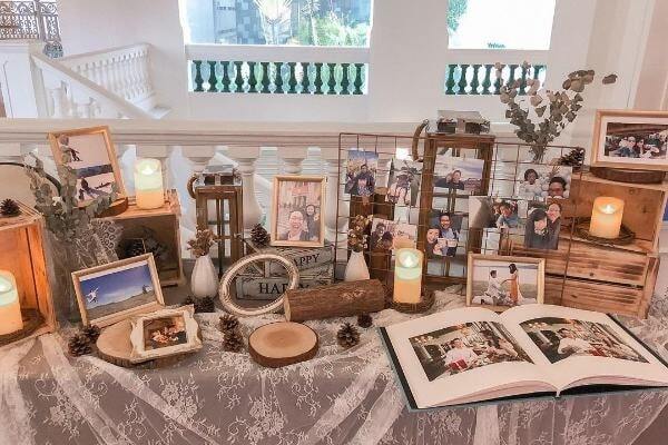 wedding photo table diy decor 