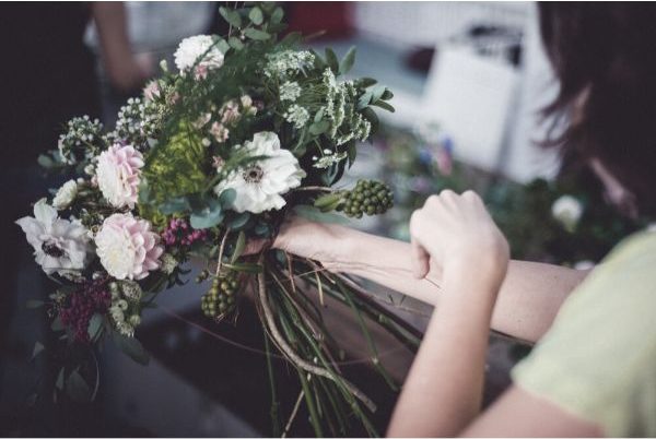 poppy studio floral arrangement class singapore mothers day