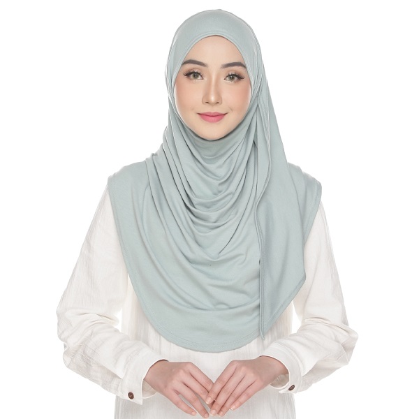 oval-shaped faces simple hijab styles