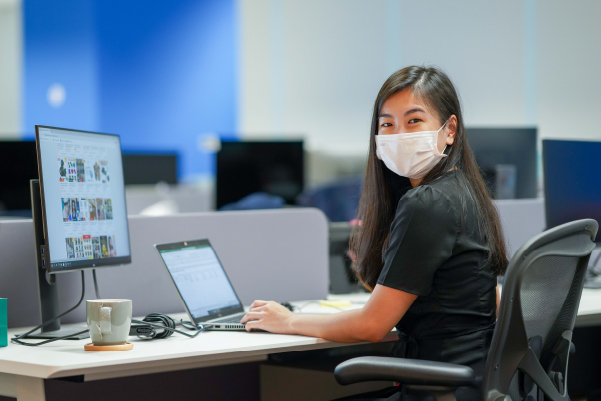 Jia Xin at her workstation 