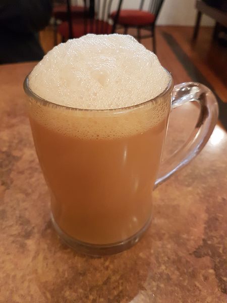 teh tarik coffeeshop local singapore drink pulled tea