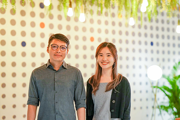 Zhiyang and Sophia from #TeamShopee Shopee Data Analytics