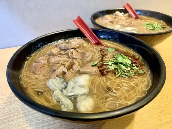 oyster vermicelli popular taiwan snacks 