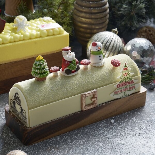 best christmas log cakes singapore parkroyal collection mao shan wang