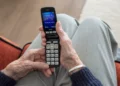 best phones for seniors elderly