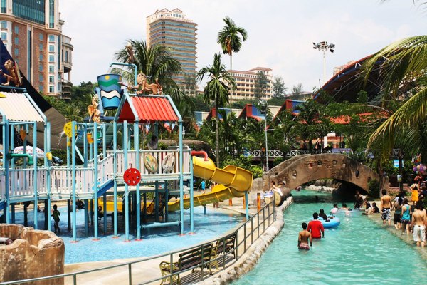 malaysia road trip from singapore sunway lagoon