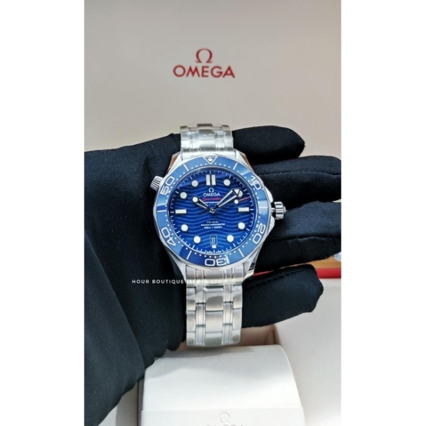  Omega SeaMaster Blue Dial Diver Watch