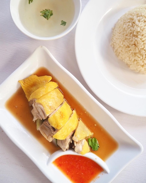 Enak Enak Restaurant best chicken rice singapore