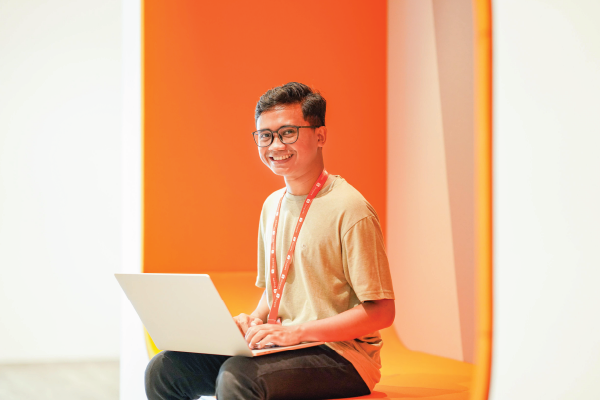 A Shopee Engineer completing some work in the Shopee office Shopee Product Manager