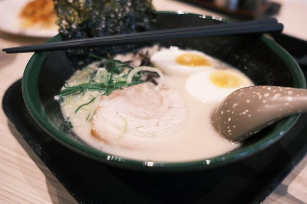 best ramen tokyo on the dining table