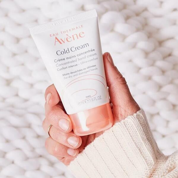 avene Cold Cream Concentrated Hand Cream winter packing list