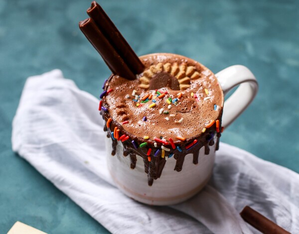 Best instant hot chocolate in Singapore with toppings