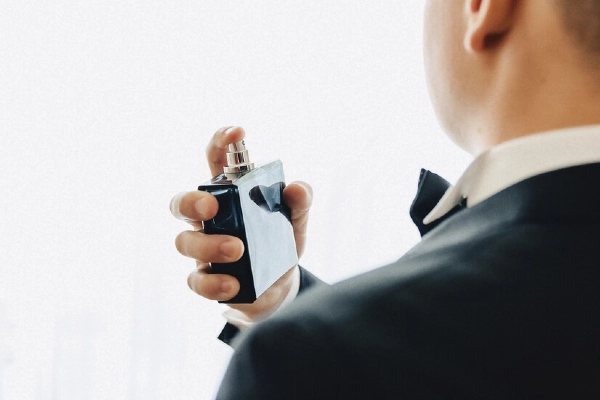 How to choose best men's cologne