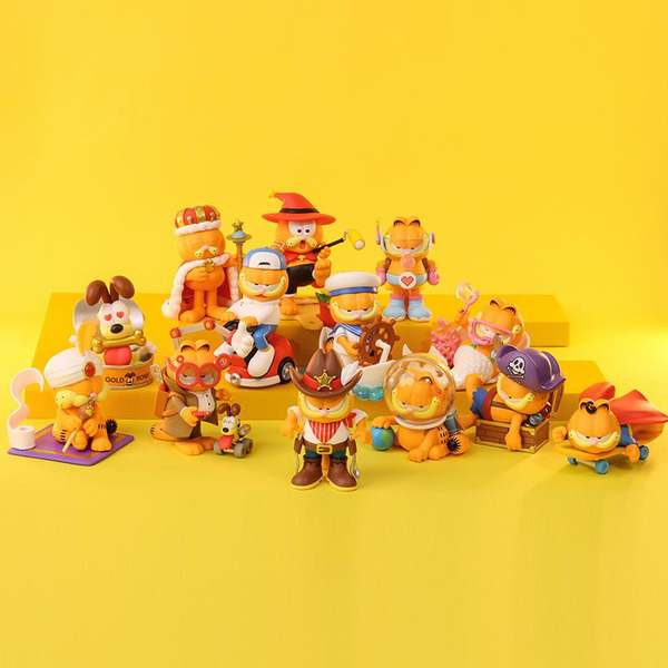 best popmart figurines Garfield Day Dream Series