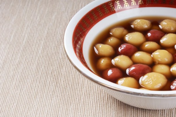 What is the story behind tang yuan