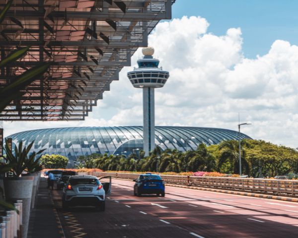 things to do in changi airport jewel control tower