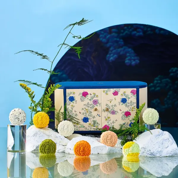 Conrad Singapore Orchard Snowskin Mooncake Collection