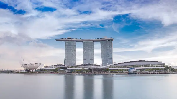 Marina Bay Sands where to watch f1 gp free singapore 2024