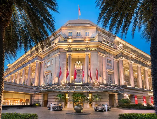 The Fullerton Hotel where to watch f1 gp free singapore 2024