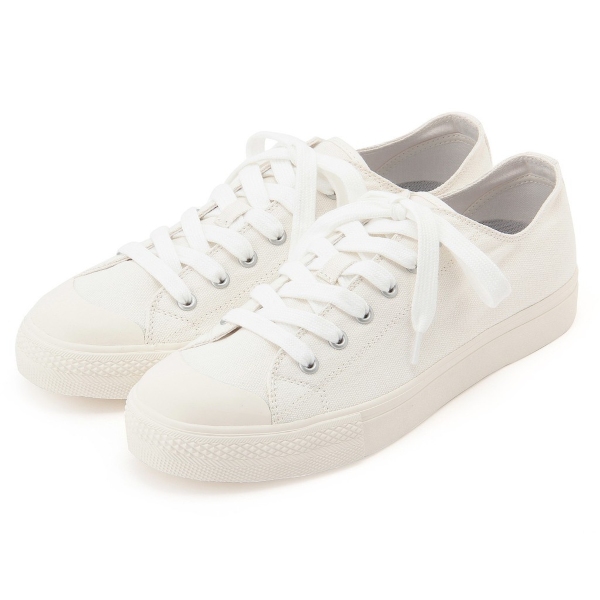 11 Best White Sneakers We Can’t Get Enough Of In Singapore