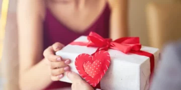 Valentine Day Gifts For Her In Singapore