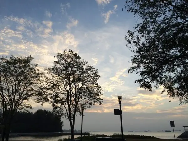 quiet places in singapore: East Coast Park