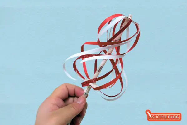 preschool national day craft ideas - paper spinner