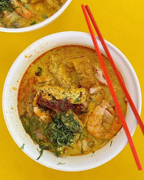 Tanglin Halt Market Wei Yi Laksa & Prawn Noodle